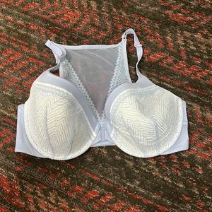 Body by Victoria bra size 36DD